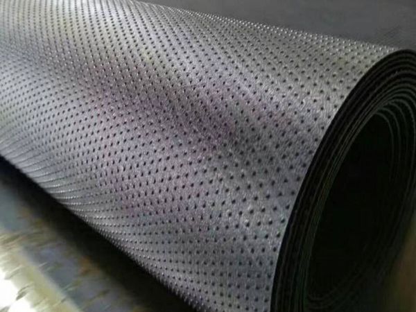 铺设养殖防渗膜有哪些注意事项